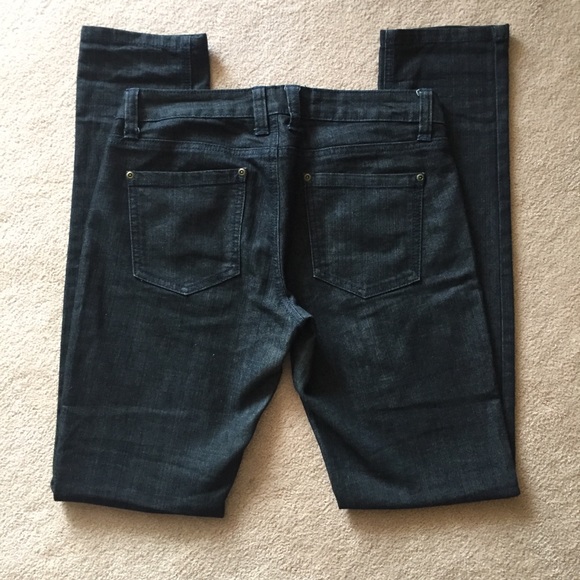 DONATED - Picture 3 of 4